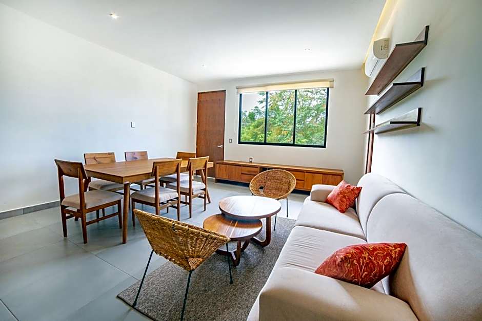 Deluxe Apartments Azure