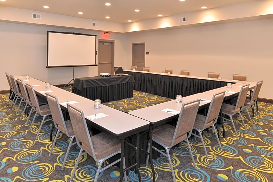 Homewood Suites by Hilton Cincinnati/Mason