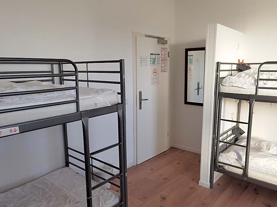 MAC City Hostel