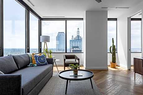 Mint House Dallas - Downtown