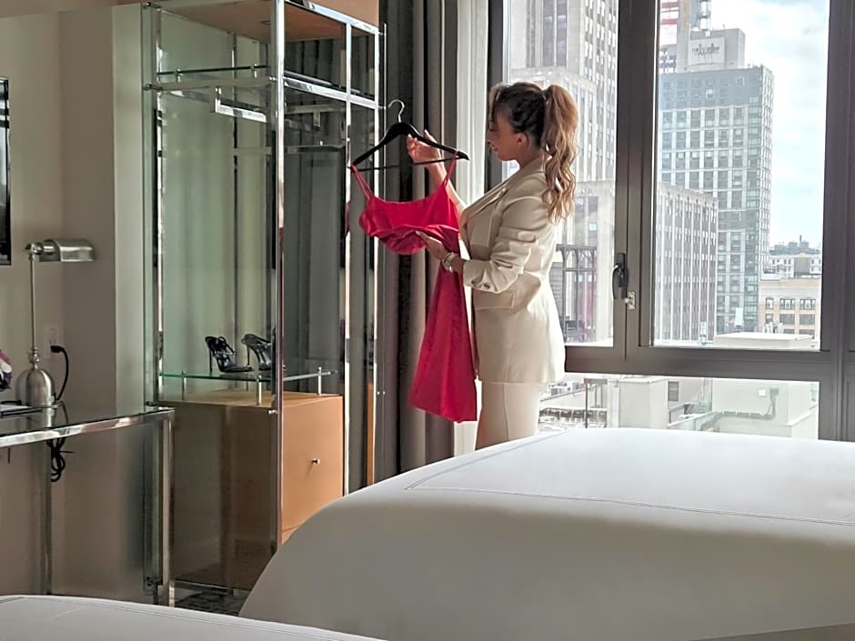 Executive Hotel Le Soleil New York