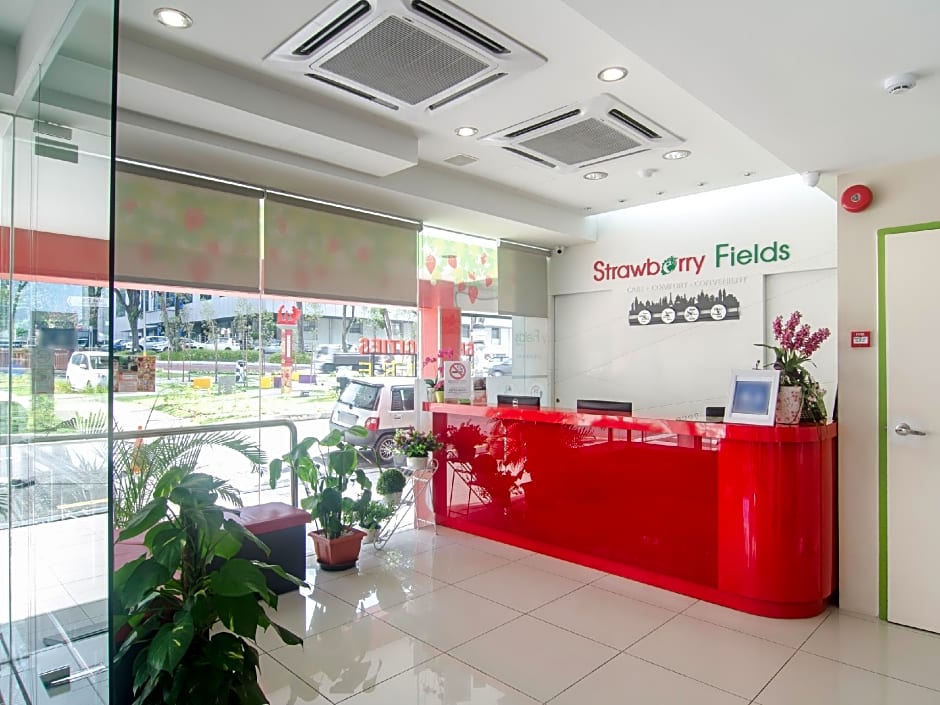 Hotel Strawberry Fields