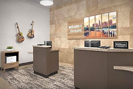 Hampton Inn By Hilton & Suites Austin @ The University/Capitol