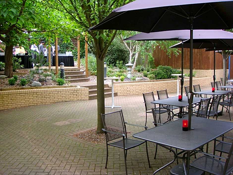 Novotel London Heathrow Airport M4 Jct. 4