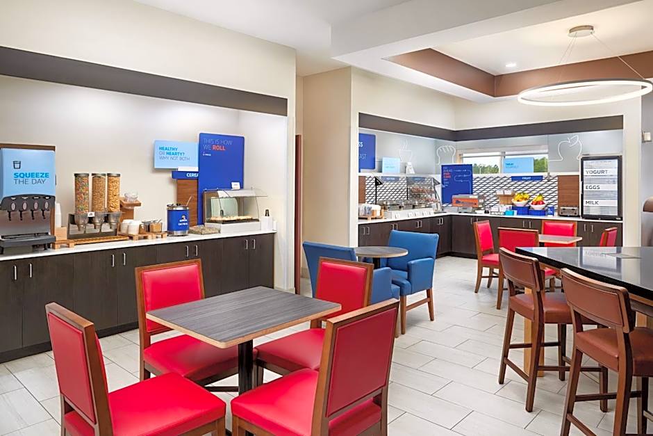 Holiday Inn Express & Suites Bonifay By IHG