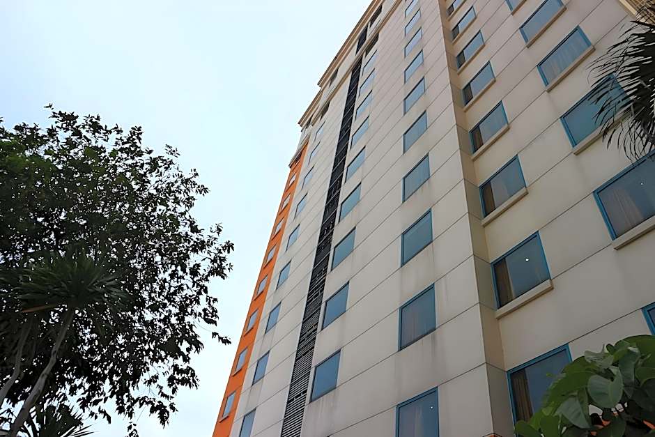 Horison Arcadia Mangga Dua