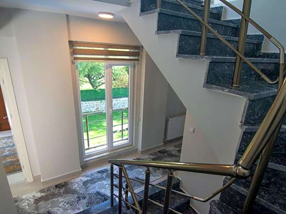 10m lake walk family frindes villa