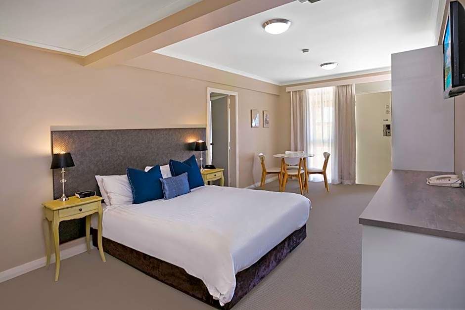 Best Western Sanctuary Inn