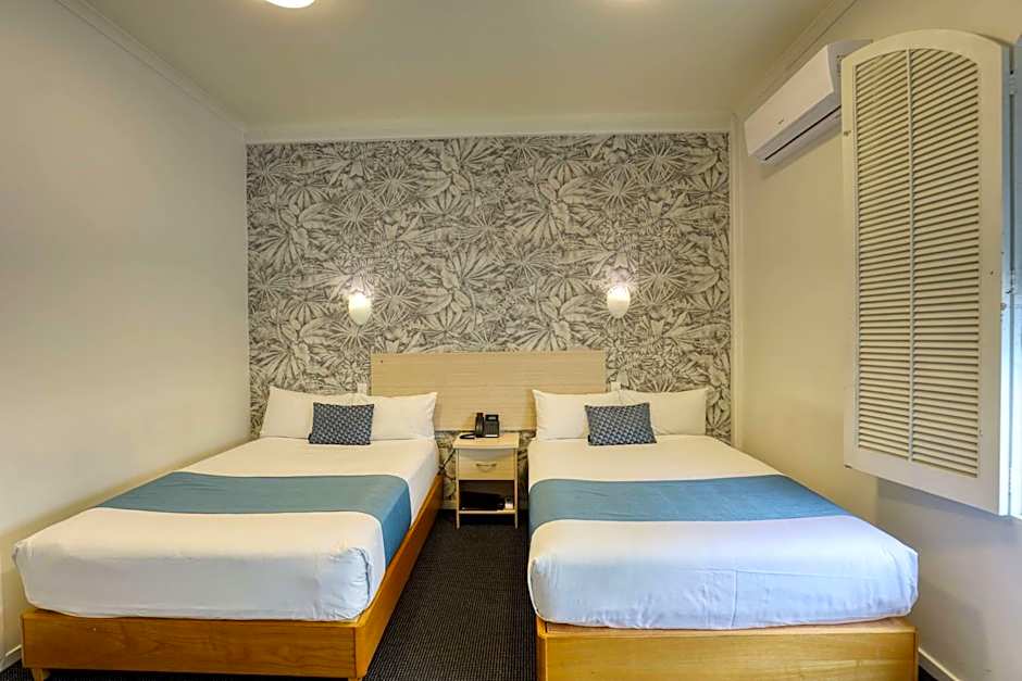 Ramada by Wyndham Hamilton City Center