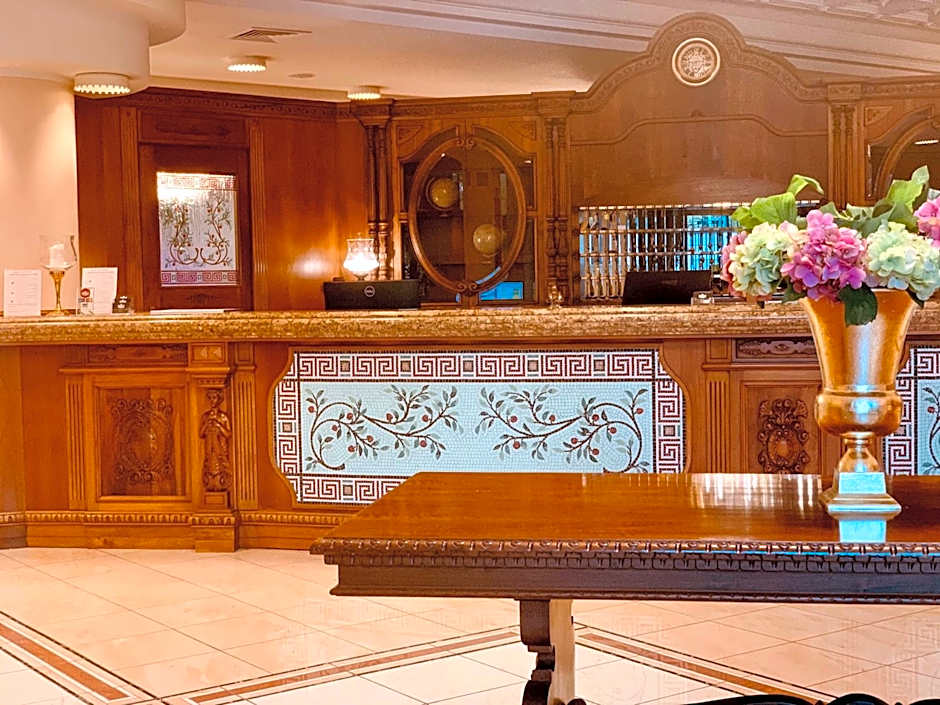 ALI HOTELS - Palace