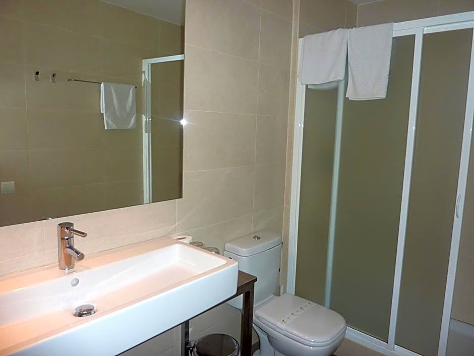 Hotel Ciutat De Sant Adria