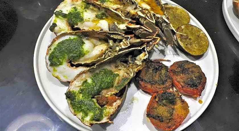 HI Karon Beach Hotel