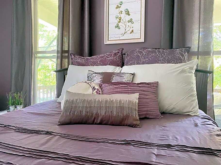 Cozy Main Street Flat