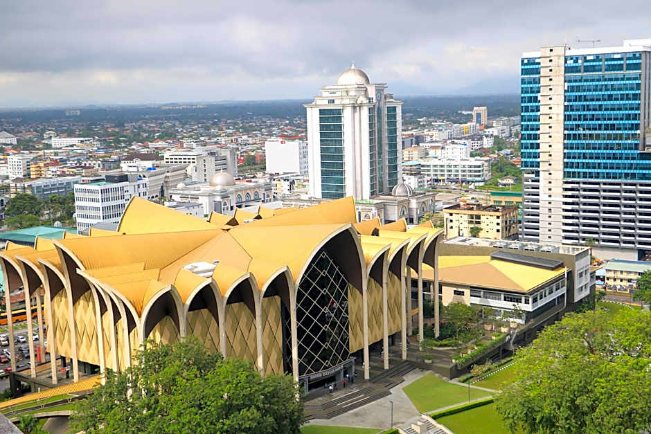 Merdeka Palace Hotel & Suites