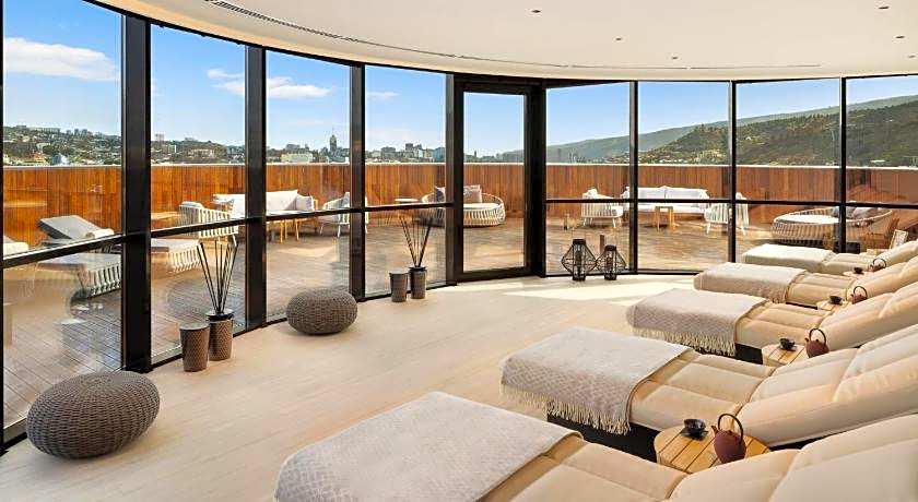 Paragraph Freedom Square, a Luxury Collection Hotel, Tbilisi