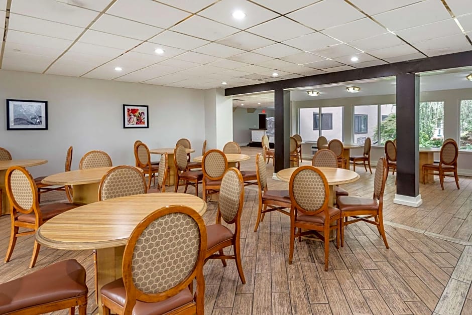 Somerset Lofts