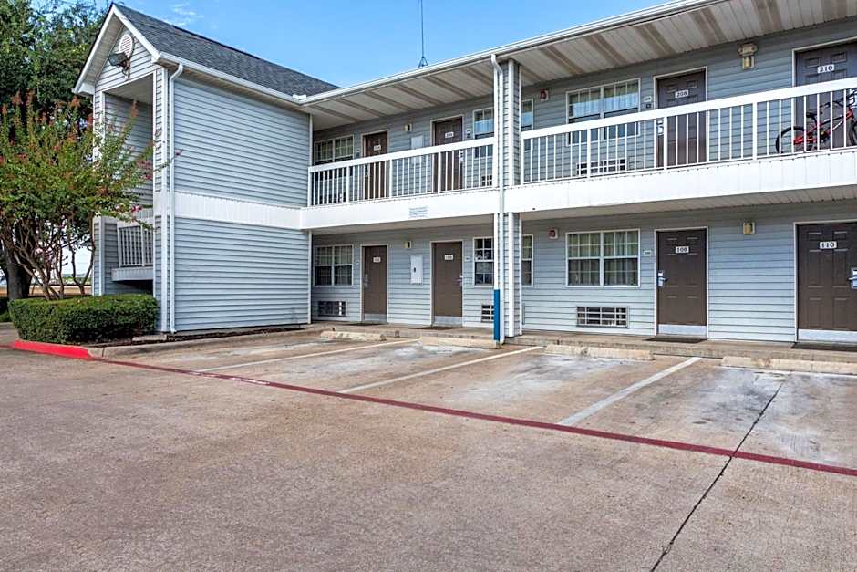 Studio 6-Dallas, TX - Northwest