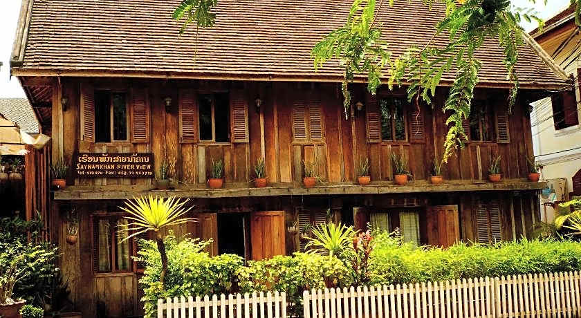 Saynamkhan River View