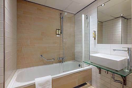 Eden Studios and Apartments