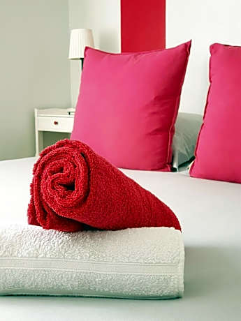 Triple Room with Shared Bathroom
