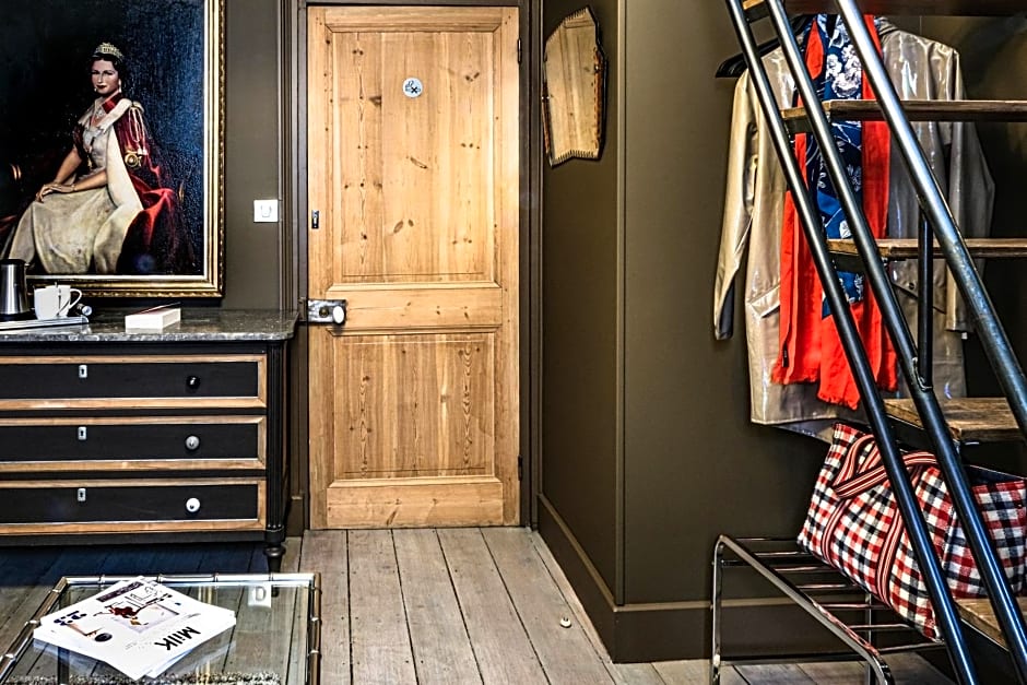 La Femme d'à Côté