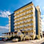 Howard Johnson Plaza Hotel by Wyndham Ocean City Oceanfront