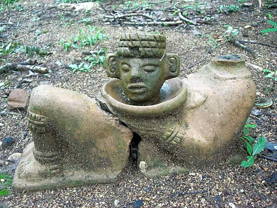 Mayaland Hotel & Bungalows