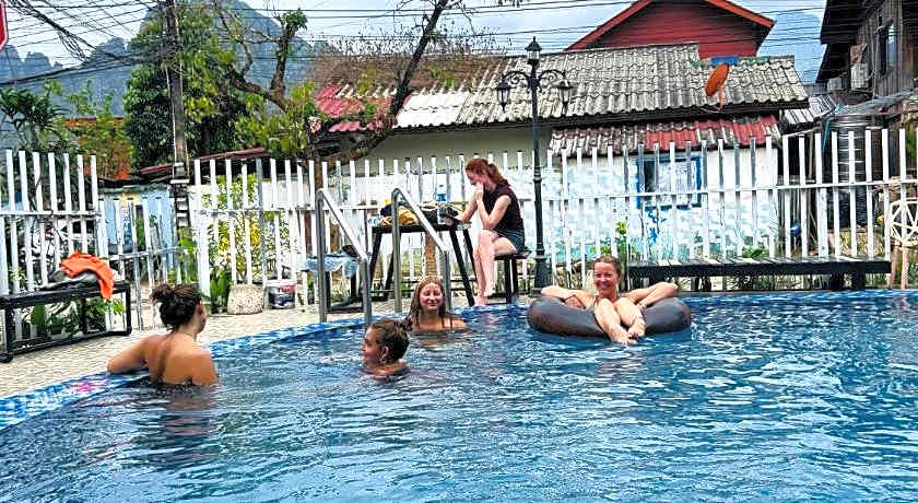 Vang Vieng Rock Backpacker Hostel