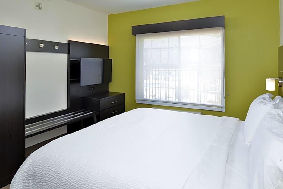 Holiday Inn Express Hotel & Suites Carthage By IHG