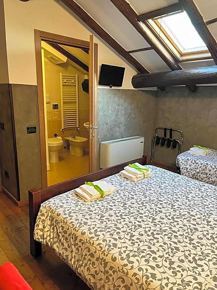 BORGHETTO AIRPORT/HOSPITAL