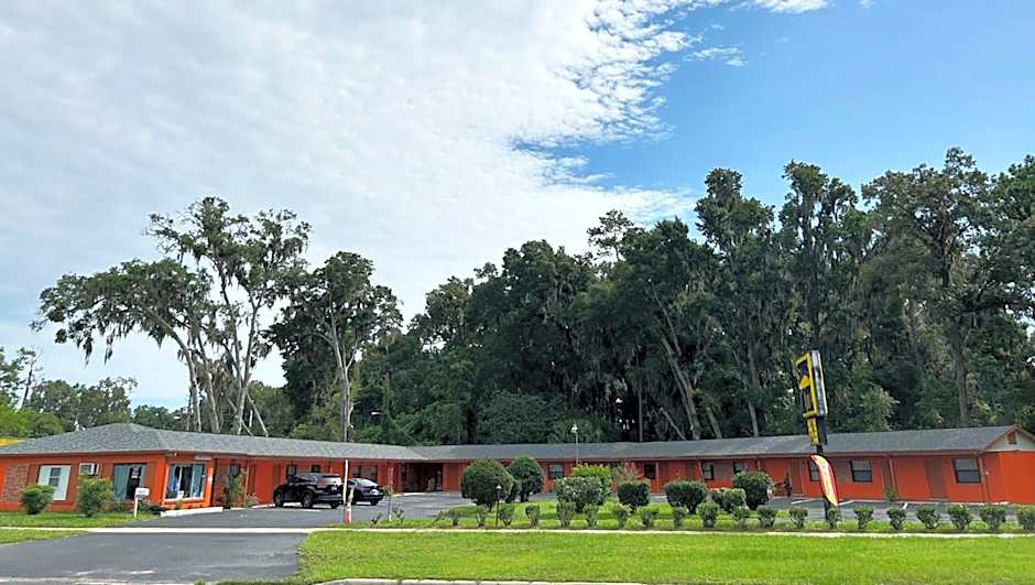 Steven Motel