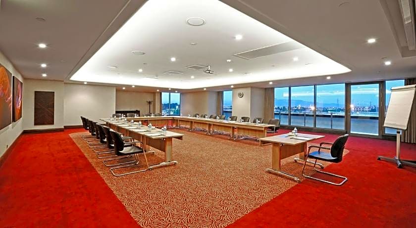 Crowne Plaza Bursa Convention Center & Thermal Spa