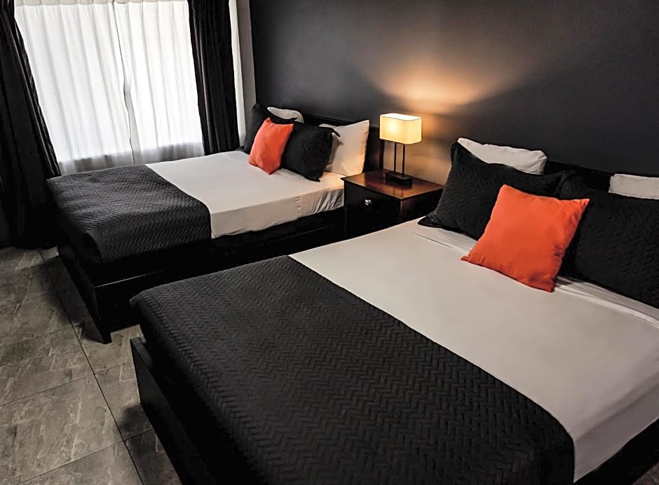 Up Midtown Hotel