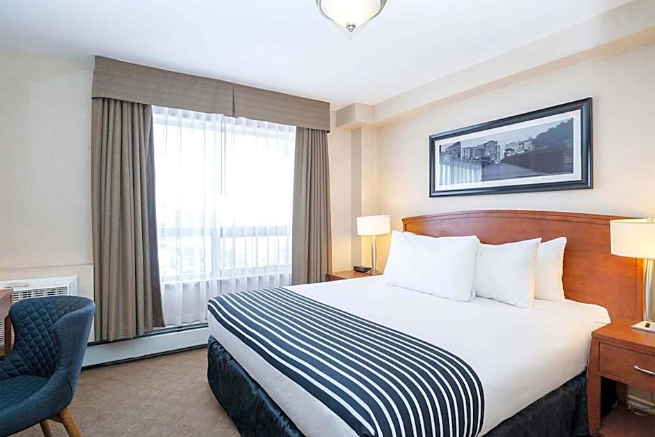 Sandman Hotel & Suites Calgary West