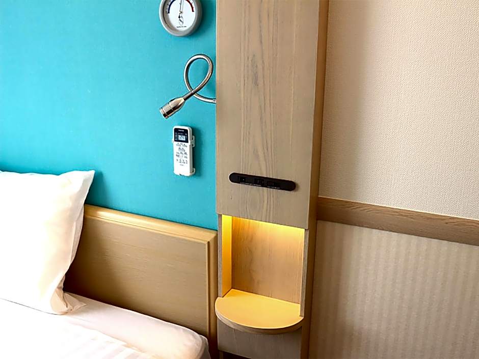 Toyoko Inn Yokohama-eki Nishi-guchi
