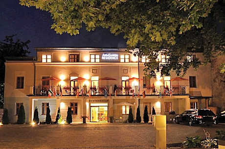 Art & Garden Residence