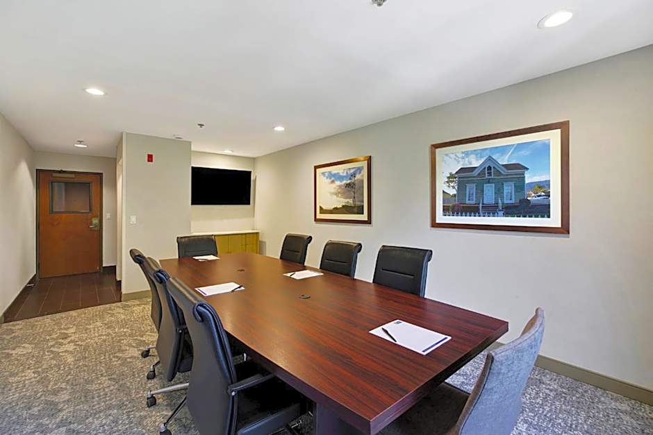 Holiday Inn Express & Suites Carpinteria By IHG