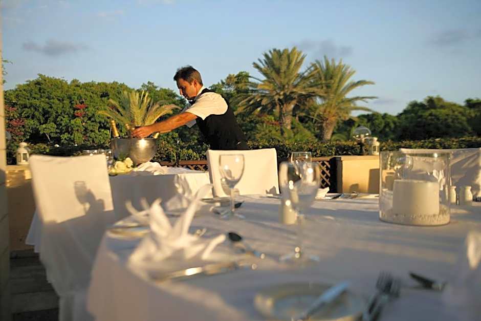 Avanti Hotel