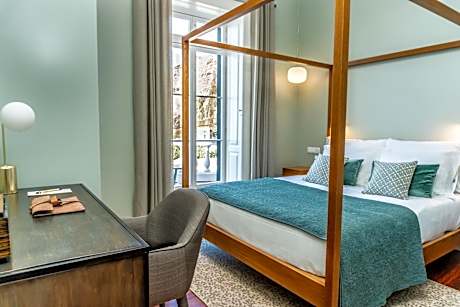 Superior Double or Twin Room with Sea View