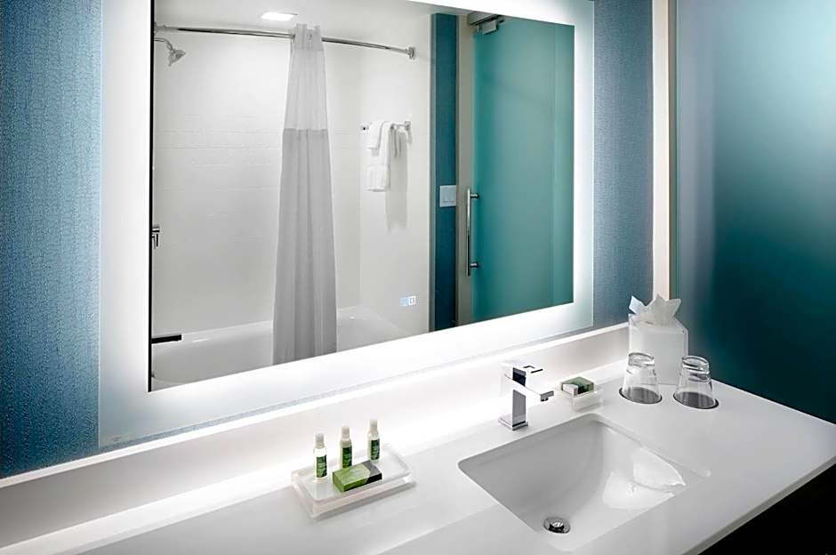 Cambria Hotel Phoenix Chandler - Fashion Center