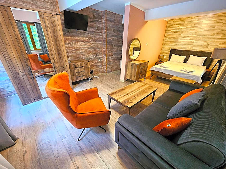 Alen Mak Forest Hotel