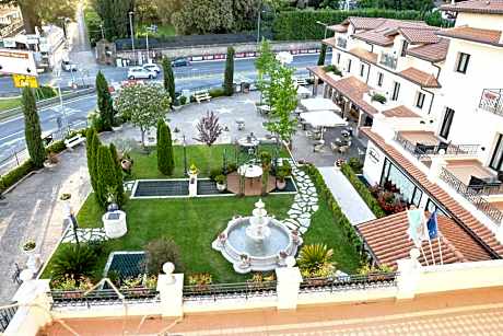 Fashion Hotel