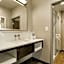 Hampton Inn By Hilton & Suites Dallas/Ft. Worth Airport South
