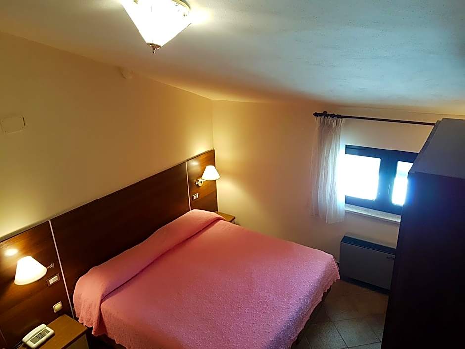 Hotel del Lago Ampollino