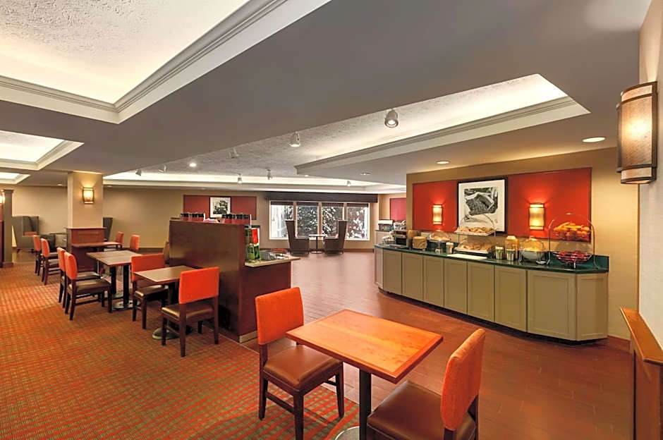 Hampton Inn By Hilton Burlington