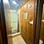 The Crossing Lodge & Backpackers