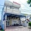 RedDoorz near Mall Ratu Indah 3