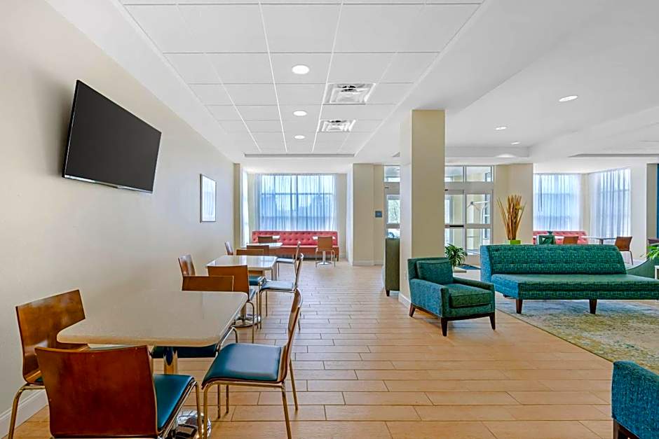 Sleep Inn & Suites Altoona North