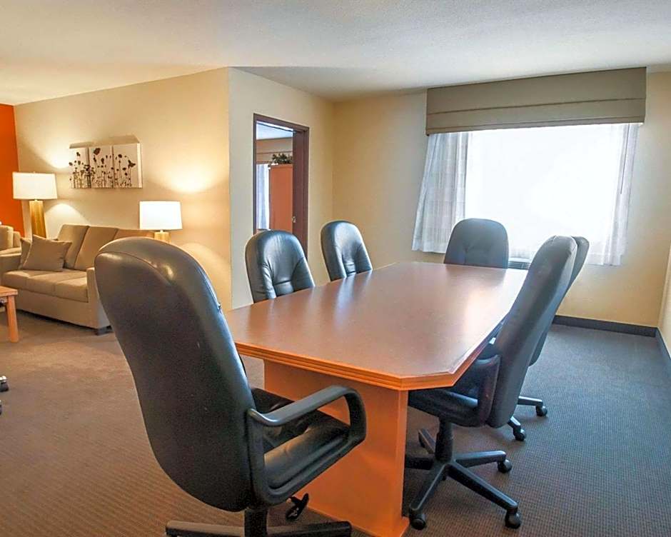 Sleep Inn & Suites Lake Of The Ozarks