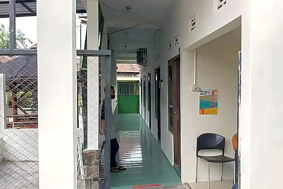 Griya Fadamas Syariah By Reddoorz – Madiun, MO